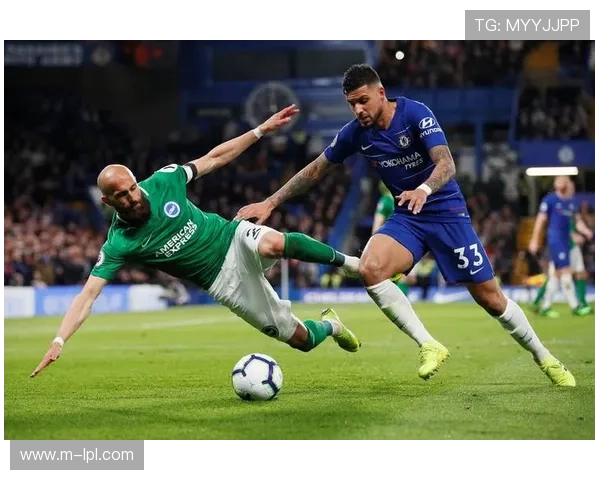 纽卡斯尔欧冠雨夜主场力克劲敌巴恩斯梅开二度助球队豪取胜利